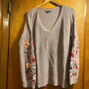 AEO V-Neck Sweater with Roses
